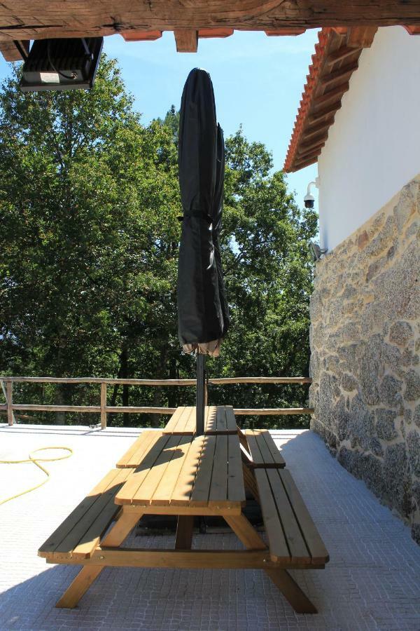 Quinta Da Tormenta -14 Pessoas- Cabeceiras De Basto 2 Casas E Piscina Privada Villa Exterior foto