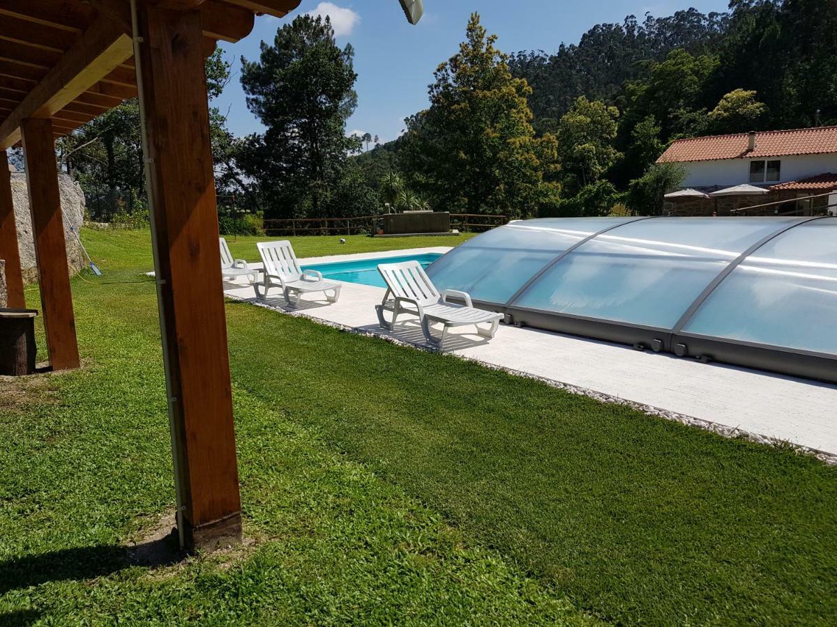 Quinta Da Tormenta -14 Pessoas- Cabeceiras De Basto 2 Casas E Piscina Privada Villa Exterior foto